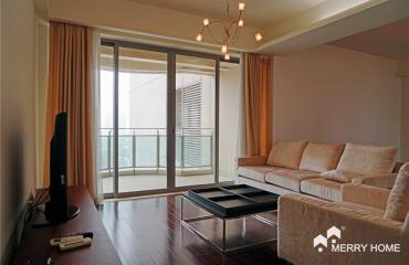 4bedrooms cozy apartment in Jing An Four Seasons